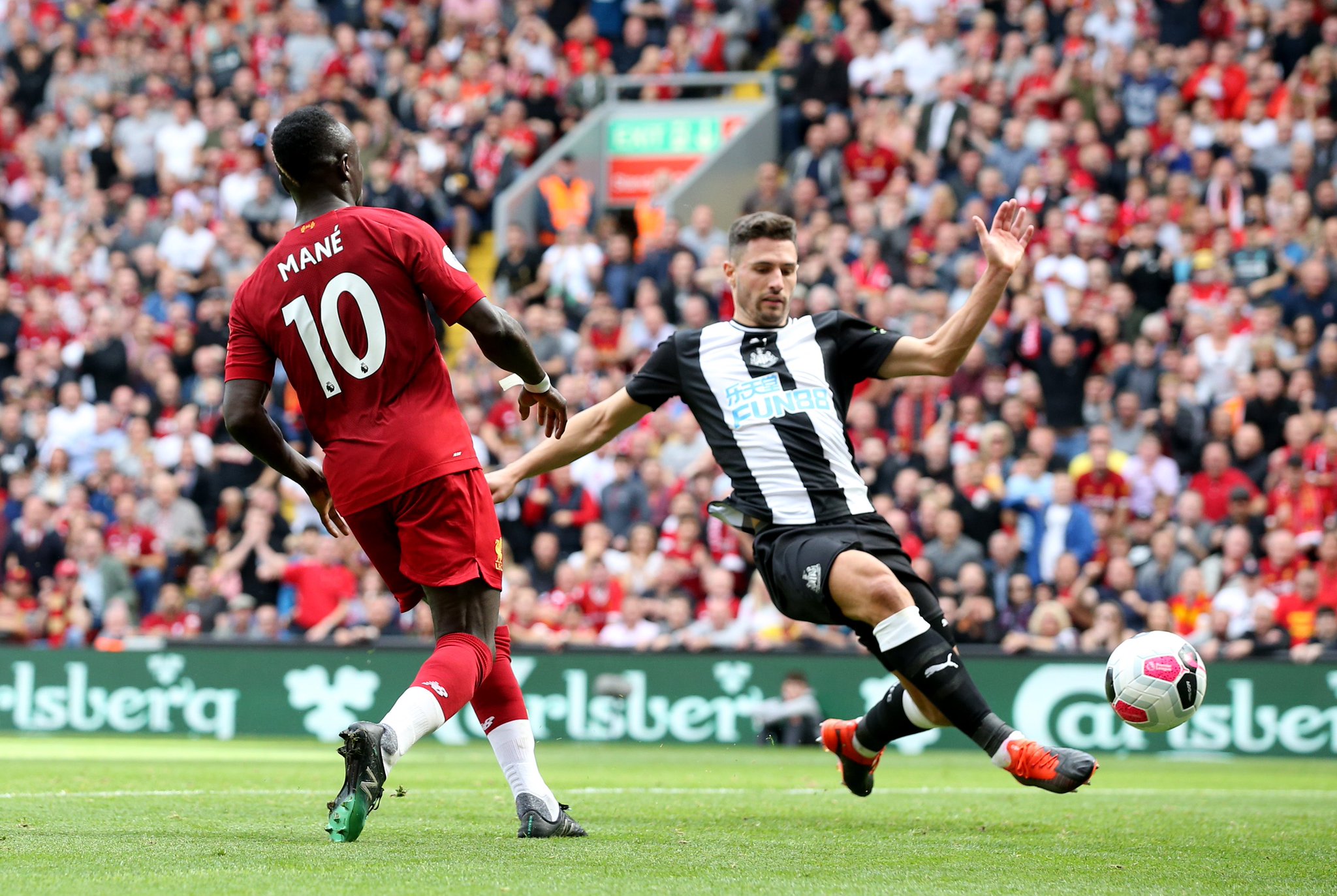 也体现了英 也体现了英