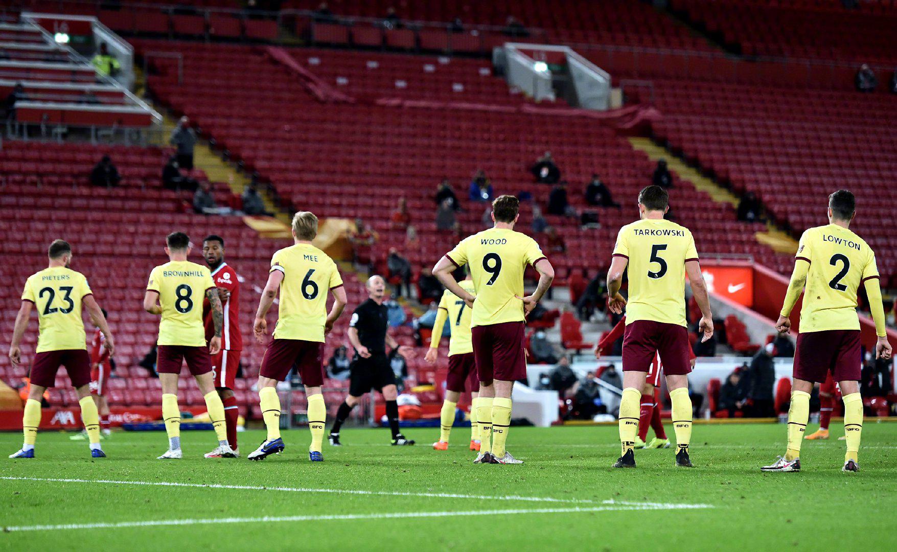 刺在比赛刚 刺在比赛刚